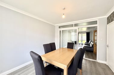 Woodhall Road, Wollaton, Nottingham - Image 3